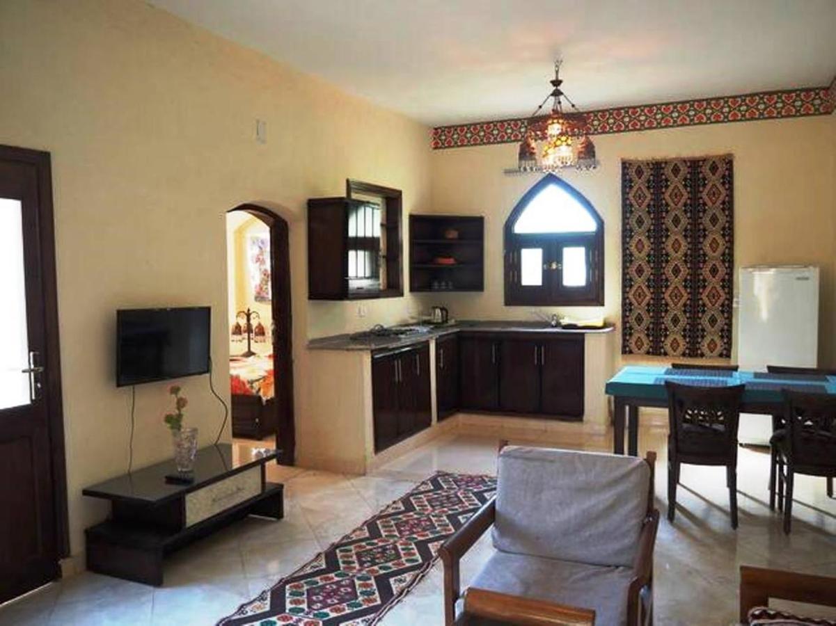 Nile Compound Hotel Luxor Exterior foto