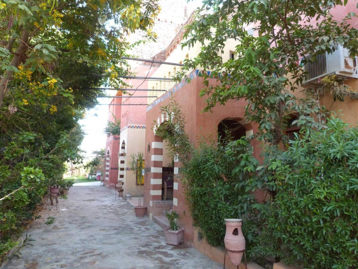 Nile Compound Hotel Luxor Exterior foto