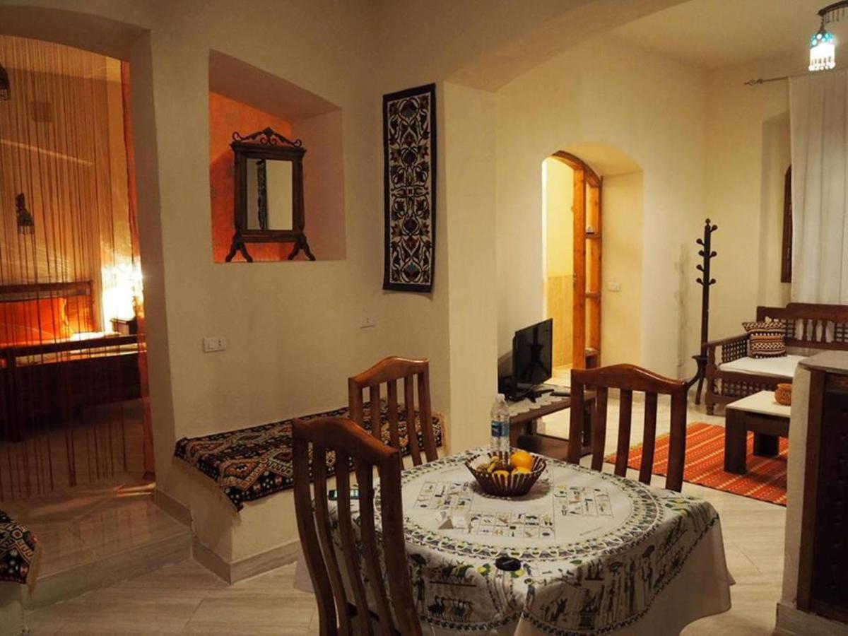 Nile Compound Hotel Luxor Exterior foto